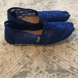 Tom’s Bright Blue Crochet Shoes